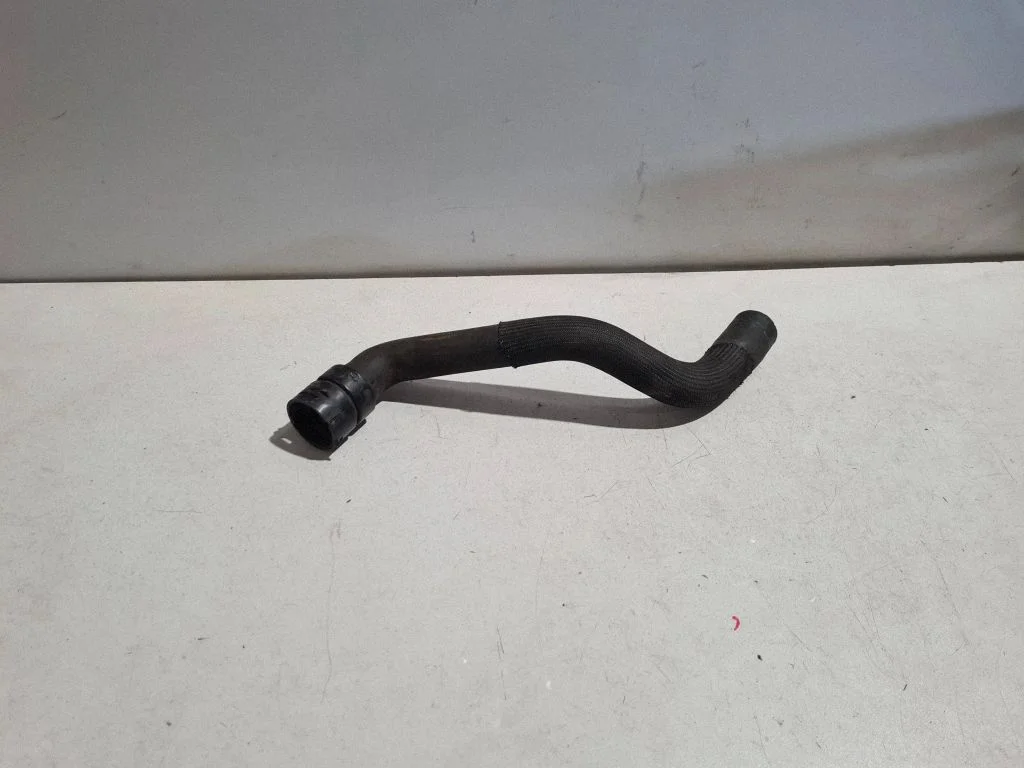Engine coolant pipe/hose – Land Rover Evoque I (2011-2018)