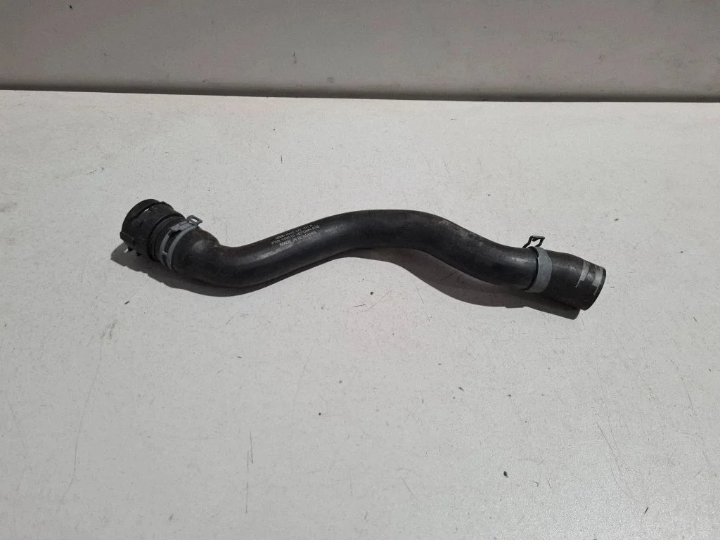 Engine coolant pipe/hose 8W0122101K