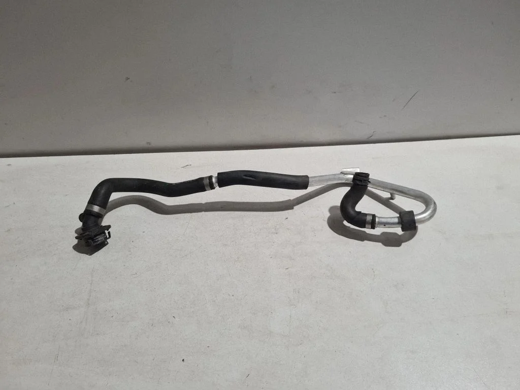 Engine coolant pipe/hose – Mercedes-Benz C-Class W205 (2014-2021)