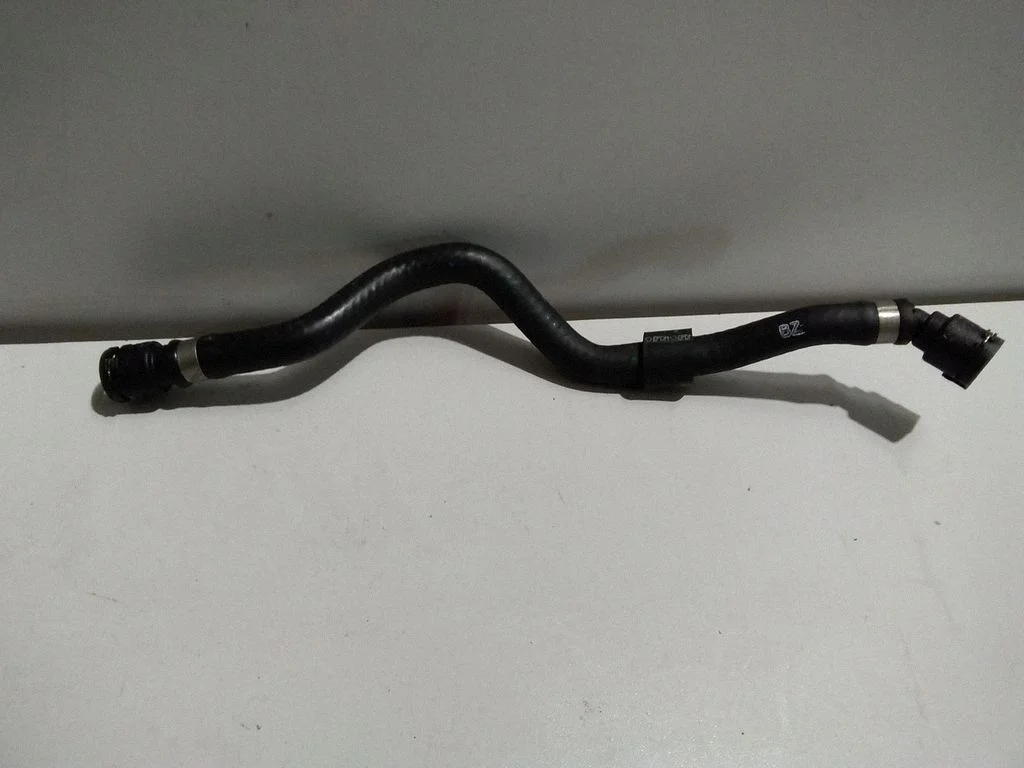 Engine coolant pipe/hose 16269713