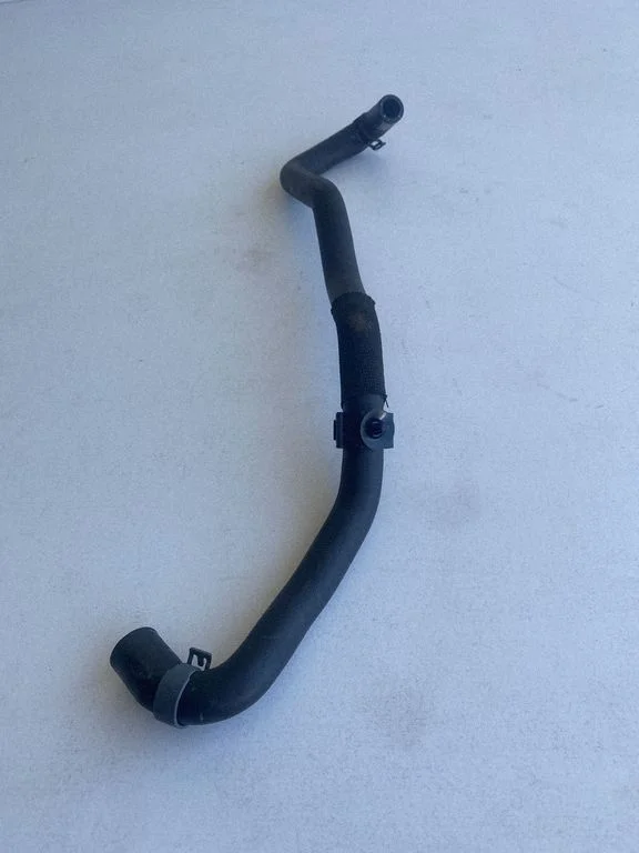 Engine coolant pipe/hose 8W0145947D
