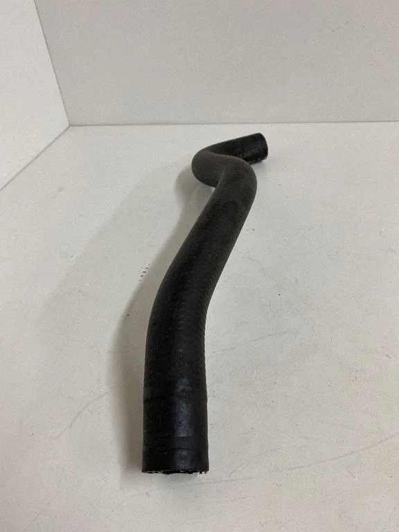 Engine coolant pipe/hose FR338B273