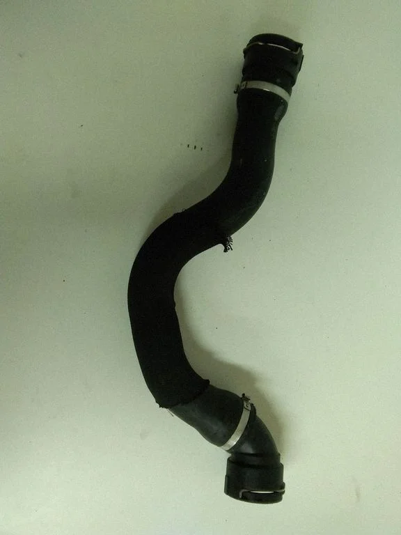 Engine coolant pipe/hose GX738260AC