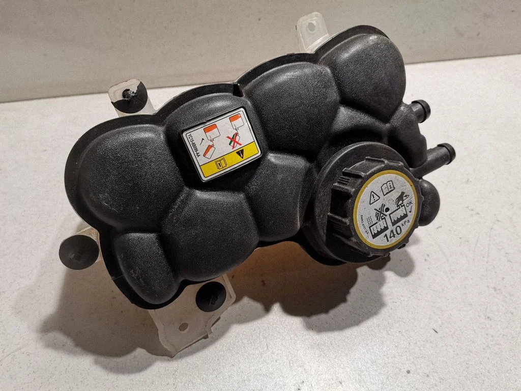 Coolant expansion tank/reservoir – Jaguar F-Pace (2016-)