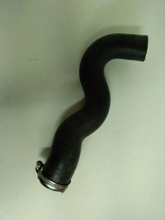 Intercooler hose/pipe FK629G738CA