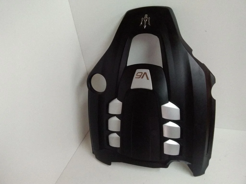 Engine cover (trim) – Maserati Ghibli (2013-)