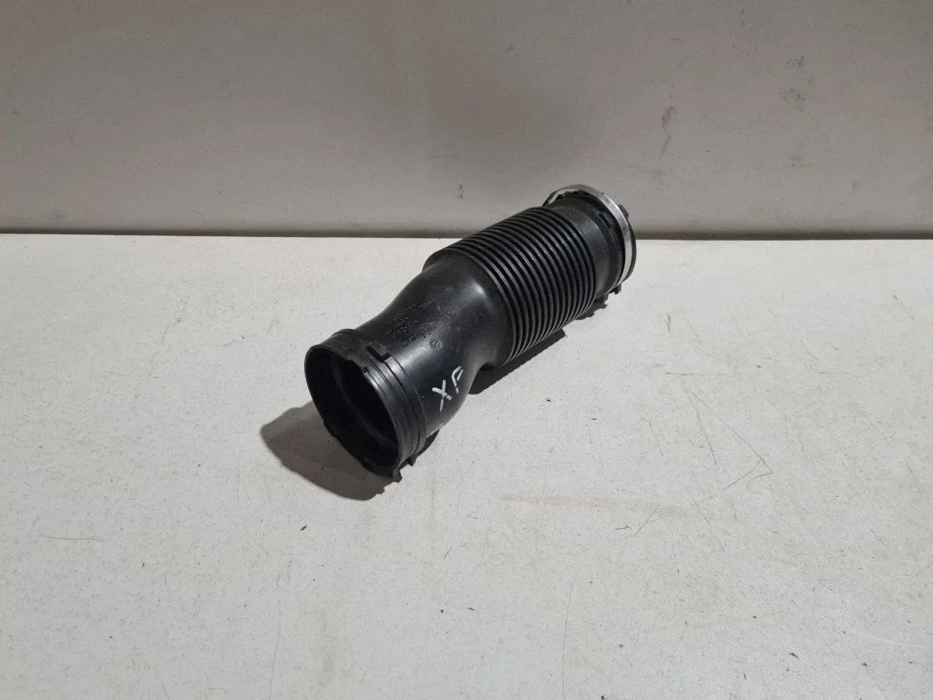Air intake duct part HX739C623AA