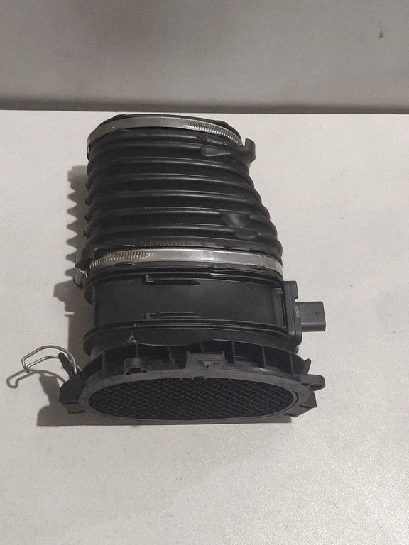 Air intake duct part A6540980083