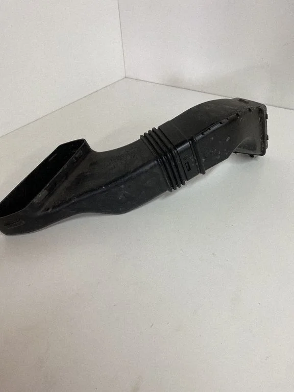 Air intake duct part HK839A675BB
