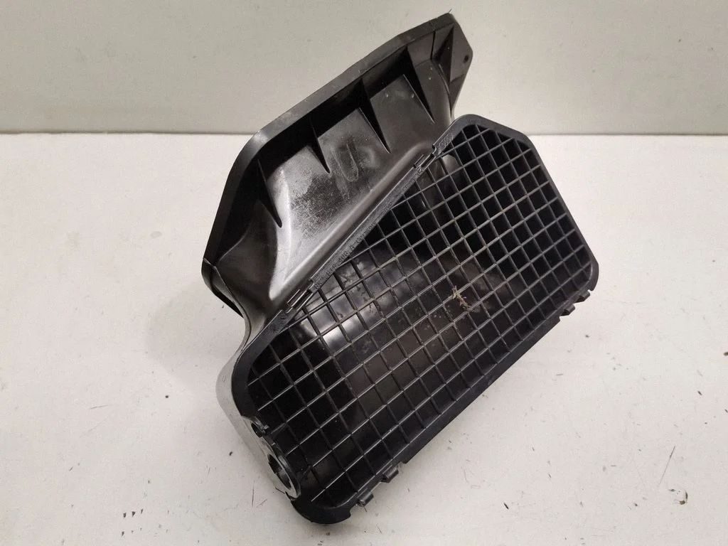 Air intake duct part 8K2819904