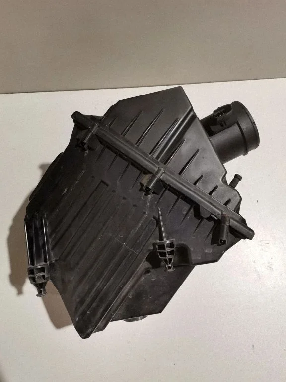 Air filter box GJ329600