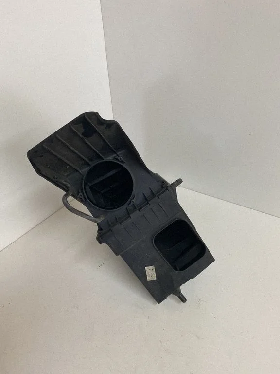 Air filter box 4R839600