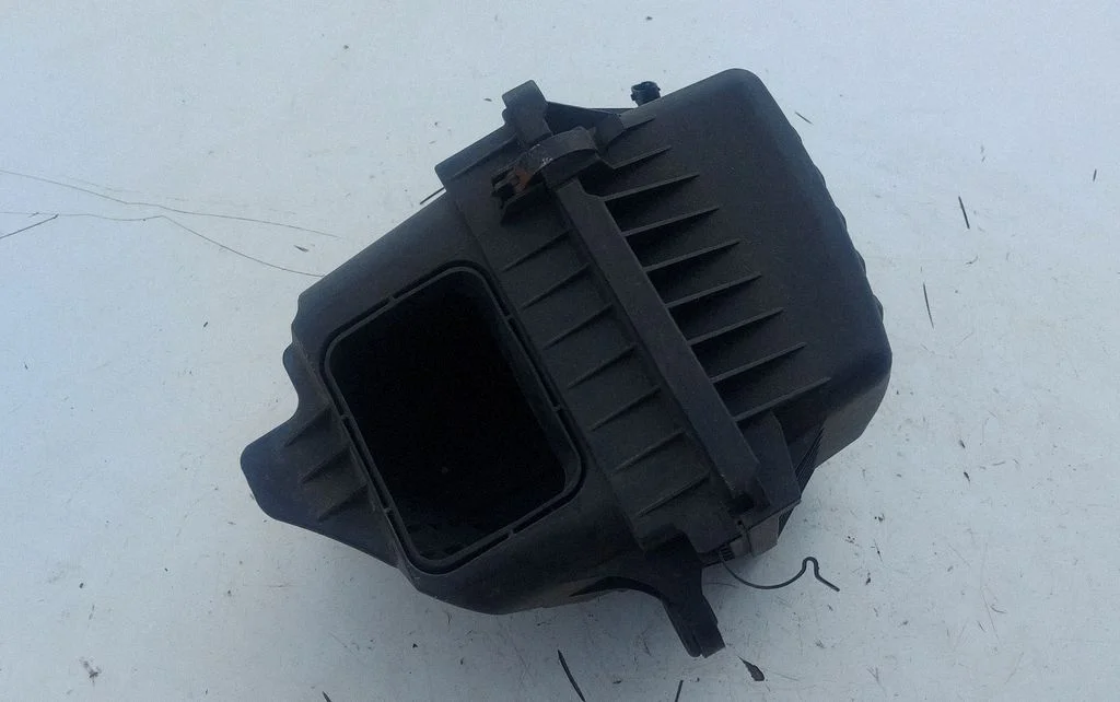 Obudowa filtra powietrza – Jeep Grand Cherokee (2010-2021)