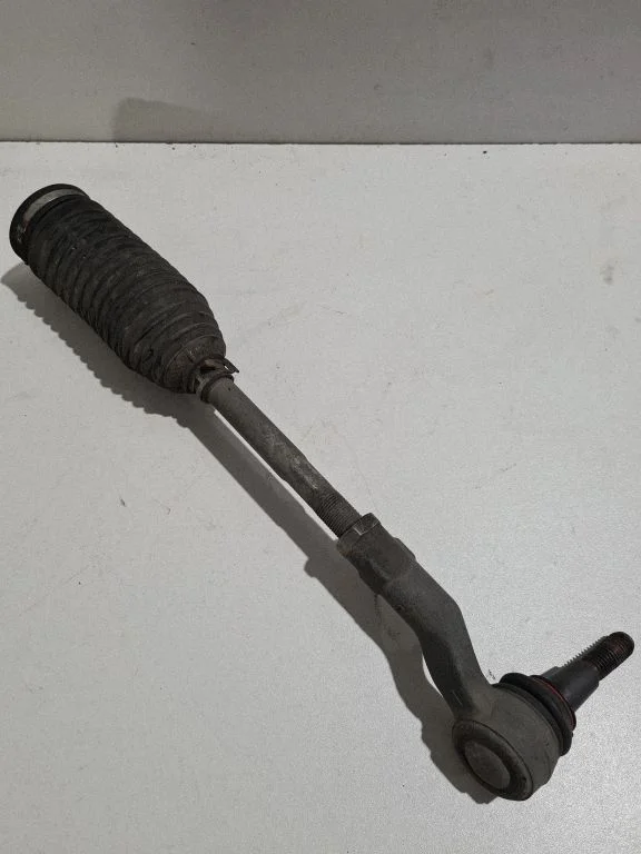 Steering tie rod – front left