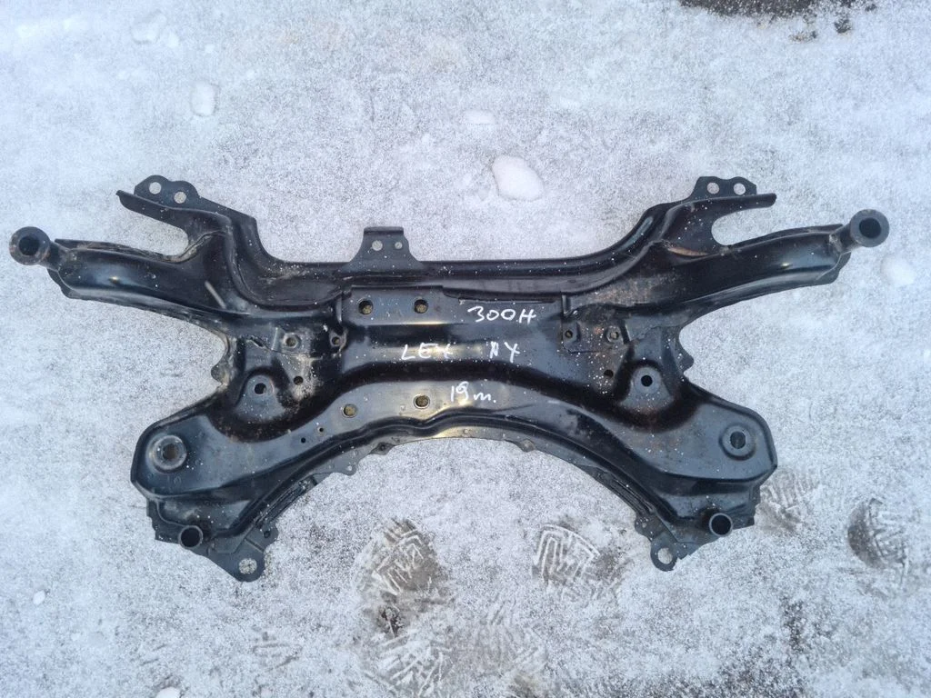 Front subframe – Lexus NX (2014-2021)