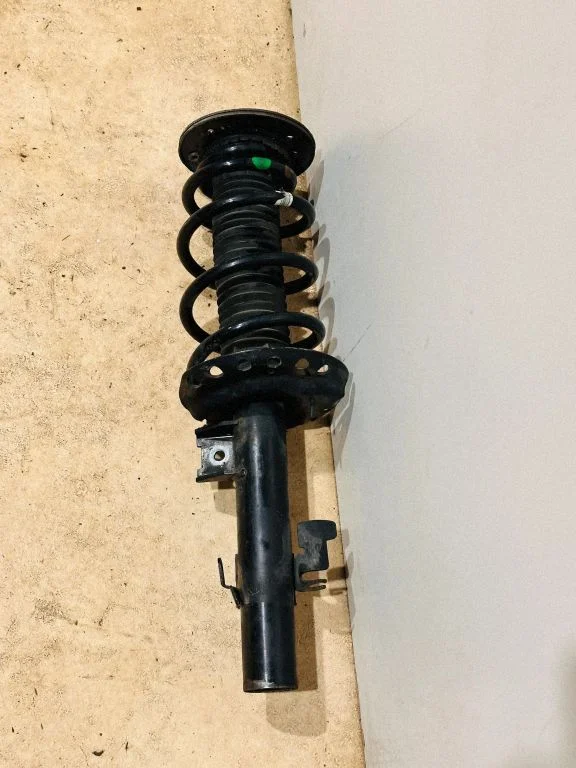 Front shock absorber/damper – Land Rover Evoque I (2011-2018)
