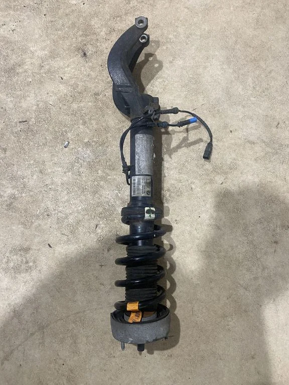 Front shock absorber/damper 6875083