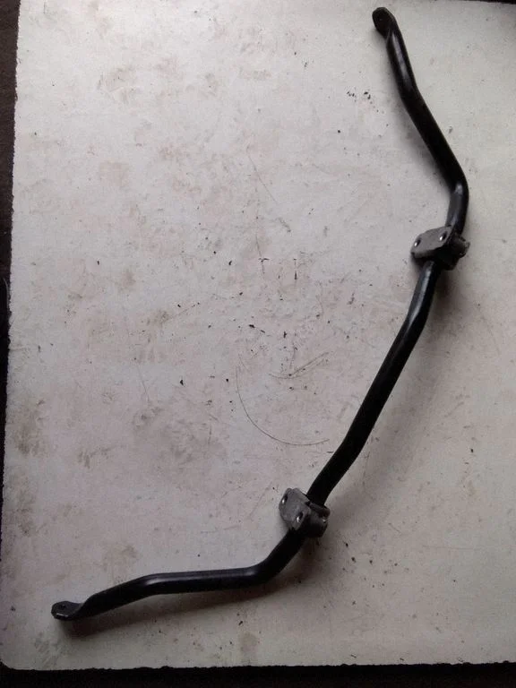 Eesmine stabilisaator (kaldevarras) 06700072740