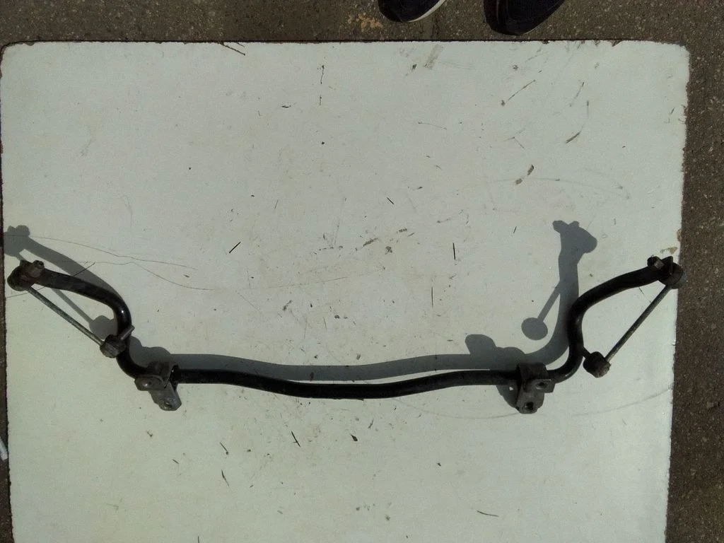Priekšējais stabilizators 31406930AA