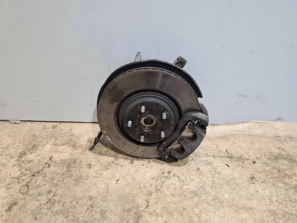 Front wheel hub F62R