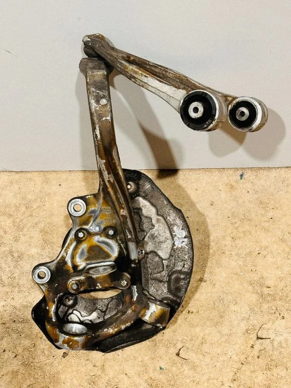 Front wheel hub 2052100