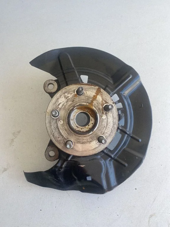 Front wheel hub F72L