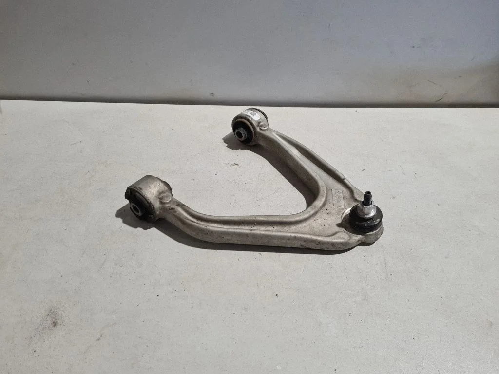 Front lower control arm/wishbone 06700041850