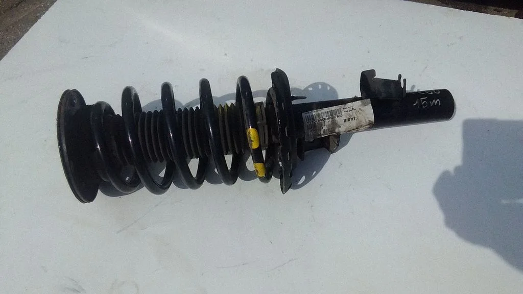 Front shock absorber/damper 31340480