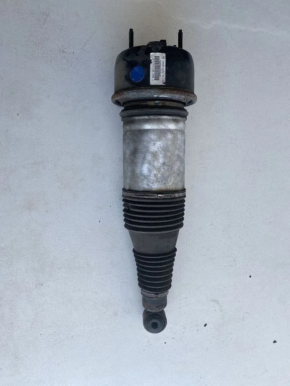 Amortyzator tylny AW935A965DA