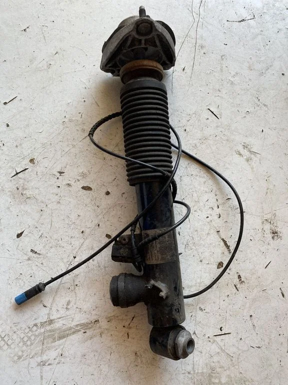 Rear shock absorber/damper 686786701