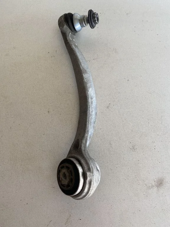 Front lower control arm/wishbone 20506