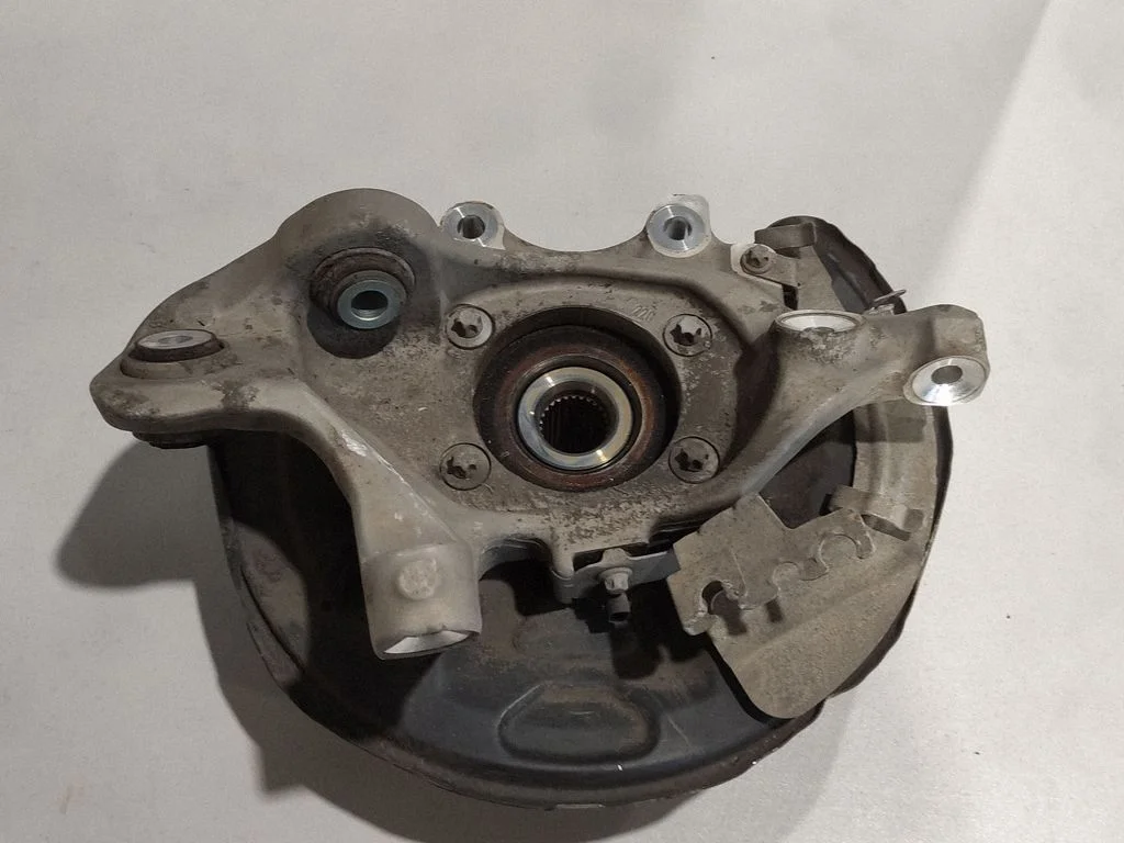 Rear wheel hub spindle/knuckle 2055167380