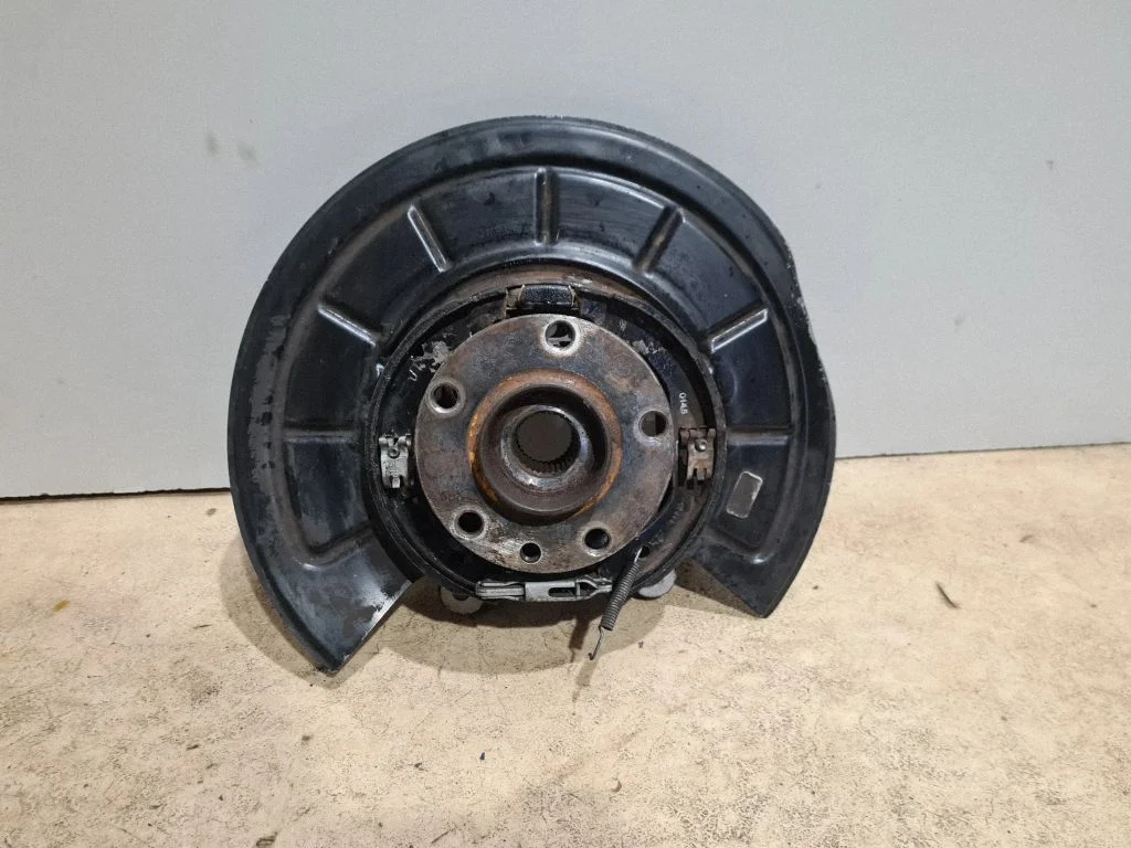 Rear wheel hub 670006805