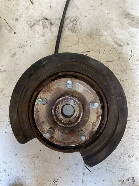 Tagumine rumm – Jeep Grand Cherokee (2010-2021)