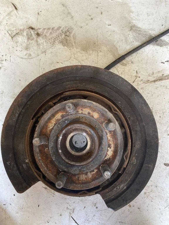 Tagumine rumm – Jeep Grand Cherokee (2010-2021)