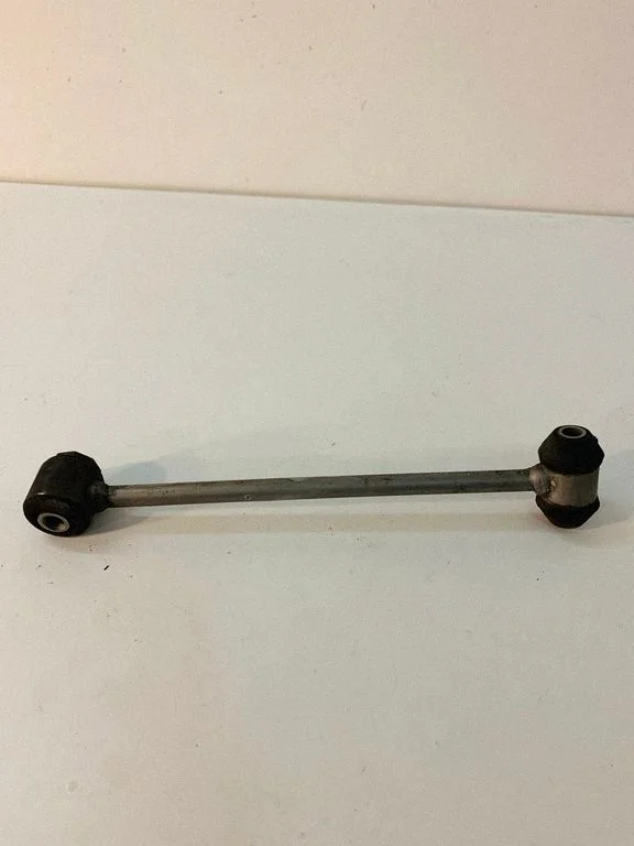 Tagumine stabilisaatori varras A2053260417