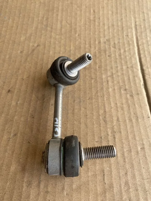 Rear anti-roll bar/stabilizer link – Volvo XC90 (2014-)