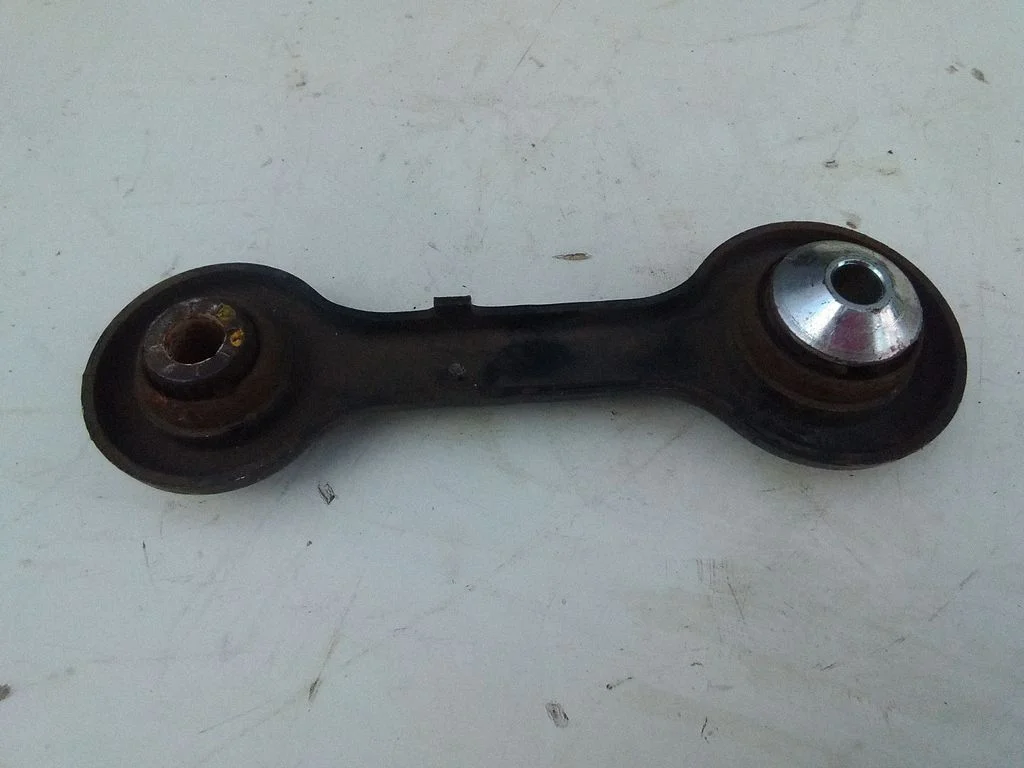 Rear control arm FR3C5A972AC