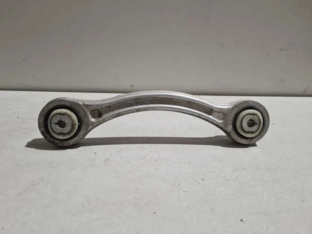 Rear upper control arm/wishbone 69573