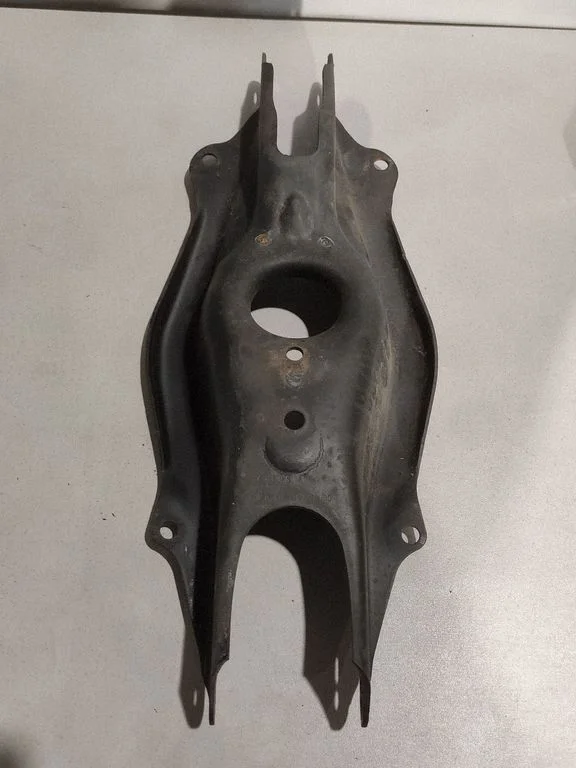 Rear upper control arm/wishbone A2053521900