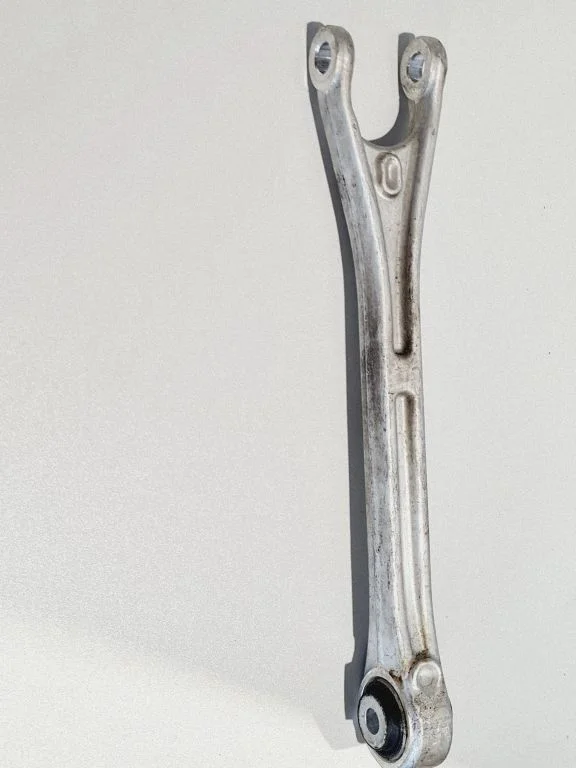 Rear upper control arm/wishbone 670002808