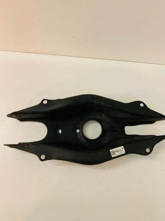 Rear upper control arm/wishbone A2053522000