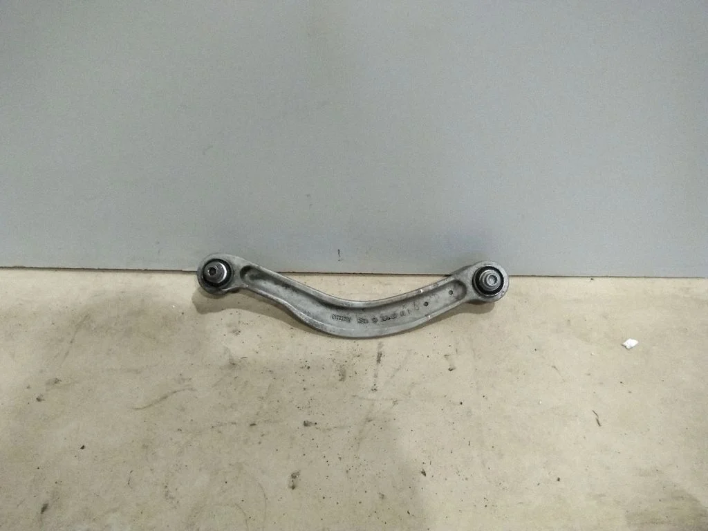 Rear upper control arm/wishbone 20407