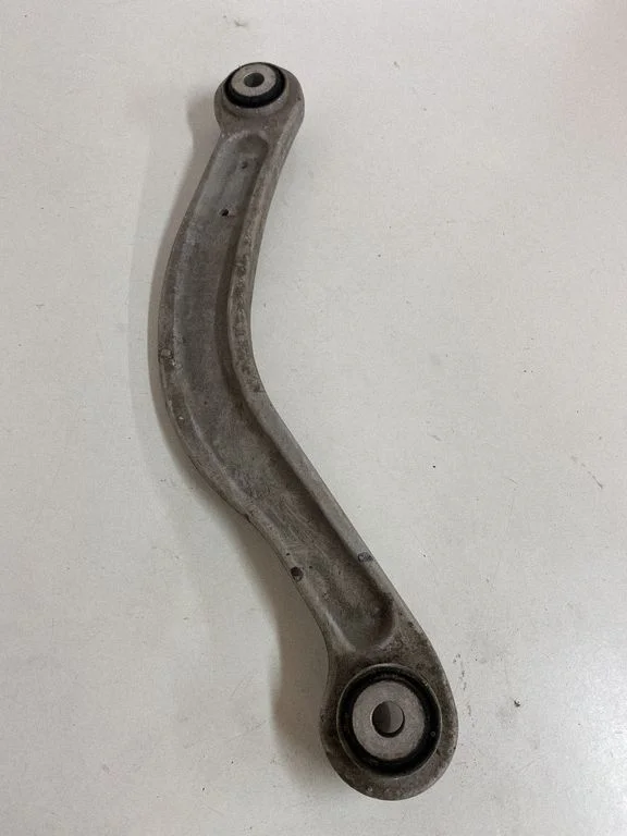 Tagumine ülemine õõtshoob 20407F16