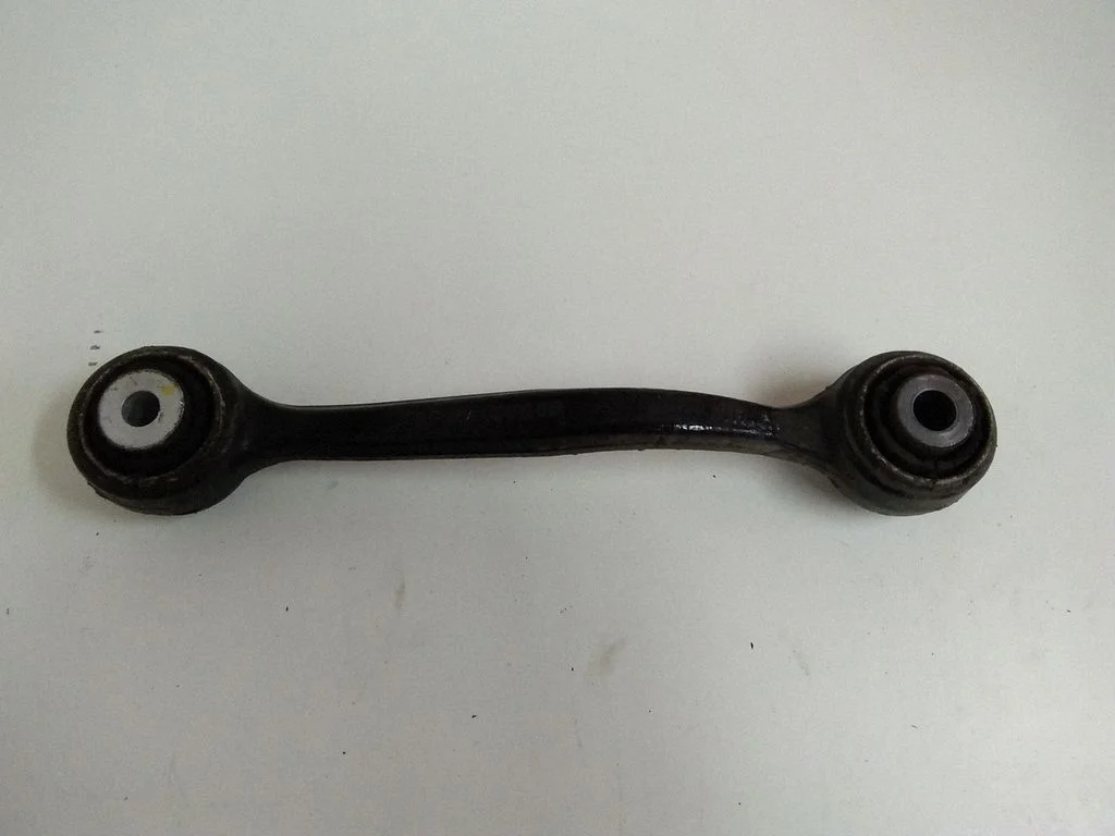 Aizmugurējā svira (dakša) 3330678699105