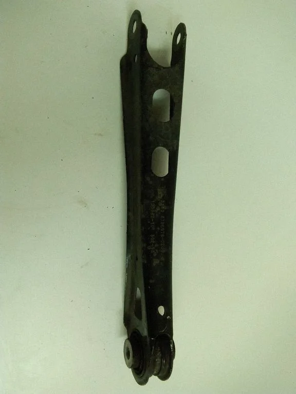 Aizmugurējā svira (dakša) 3330678697802