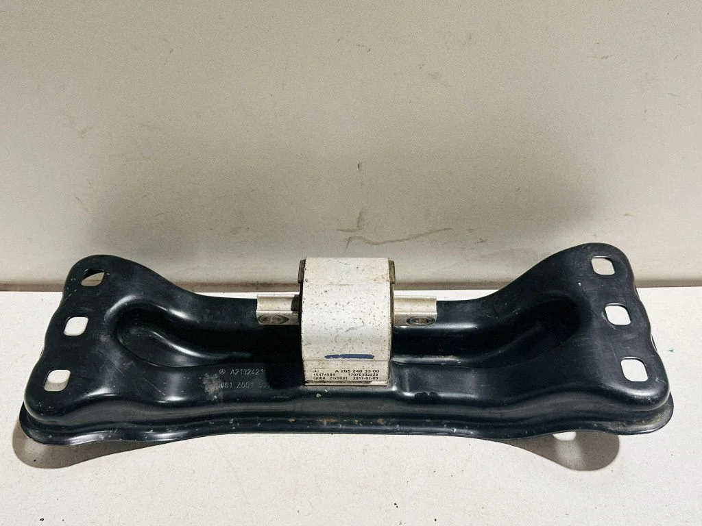 Gearbox mounting bracket A2132421001