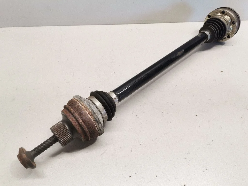Rear driveshaft 8R0501203C