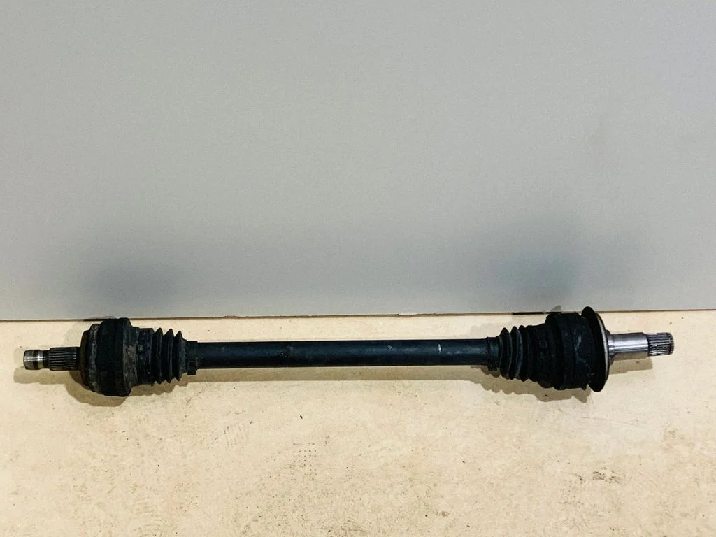 Tagumine pooltelg A2203570191