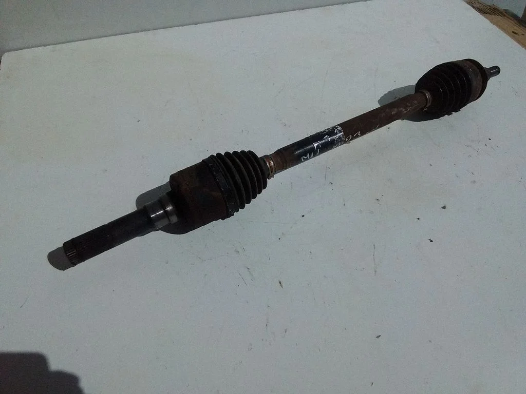 Rear driveshaft FR334K139AC